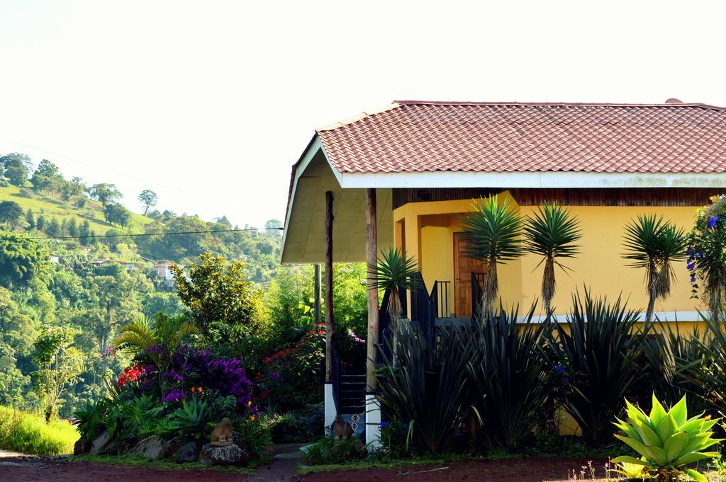 Guayabo Lodge Santa Cruz  Exterior foto